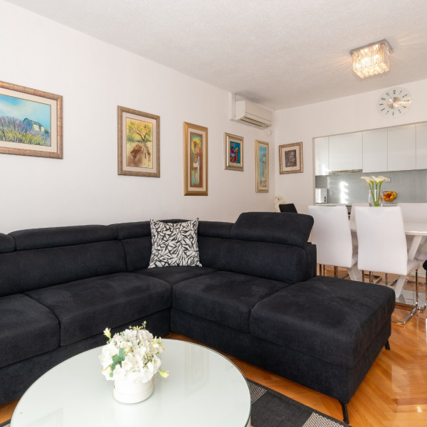 Living room, Kučine Olives Garden, Holiday Home Olives Garden – Villas for Rent – Kucine – Croatia SOLIN