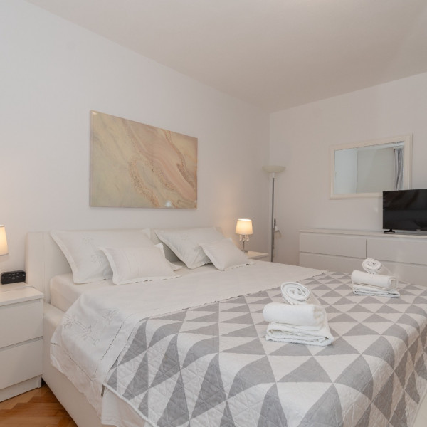 Bedrooms, Kučine Olives Garden, Holiday Home Olives Garden – Villas for Rent – Kucine – Croatia SOLIN