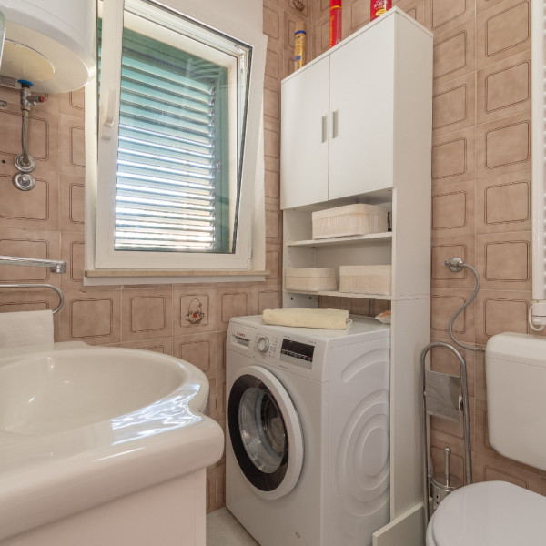 Bathroom / WC, Kučine Olives Garden, Holiday Home Olives Garden – Villas for Rent – Kucine – Croatia SOLIN