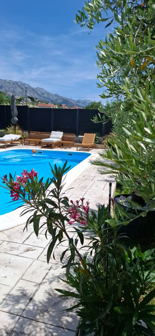 Olives Garden Kučine, Holiday Home Olives Garden – Villas for Rent – Kucine – Croatia SOLIN