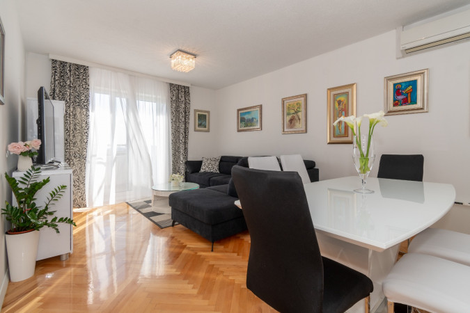 Olives Garden Kučine, Holiday Home Olives Garden – Villas for Rent – Kucine – Croatia SOLIN