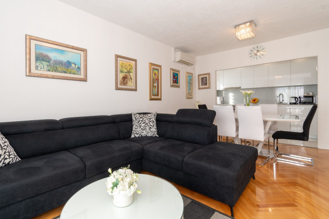 Olives Garden Kučine, Holiday Home Olives Garden – Villas for Rent – Kucine – Croatia SOLIN