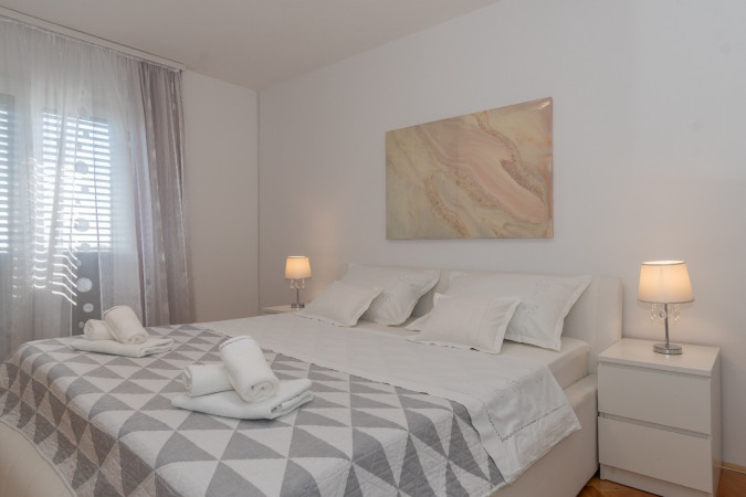 Olives Garden Kučine, Holiday Home Olives Garden – Villas for Rent – Kucine – Croatia SOLIN