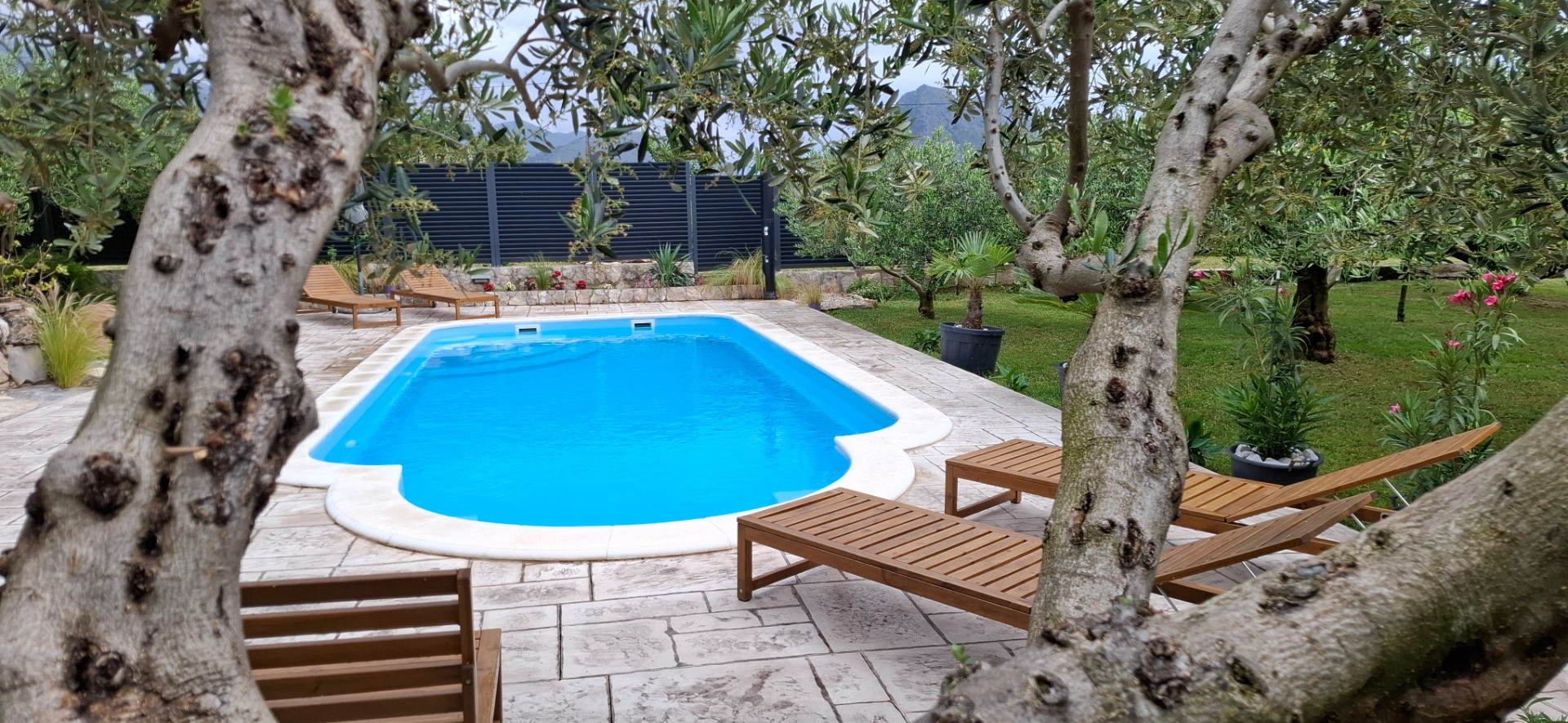 Olives Garden Kučine - An oasis of peace and luxury among olive groves, with unforgettable views of the sea and nature, Holiday Home Olives Garden – Villas for Rent – Kucine – Croatia SOLIN